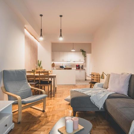 90M2 Luxury Apartment In The Heart Of Athens - Living Stone Sunstone Exterior foto
