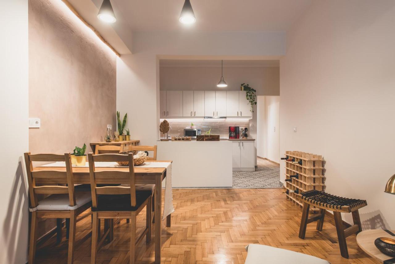 90M2 Luxury Apartment In The Heart Of Athens - Living Stone Sunstone Exterior foto